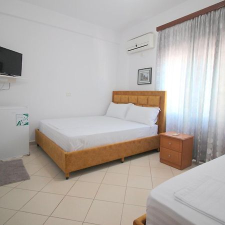 Lengu Holidays Houses Sarandë Eksteriør billede