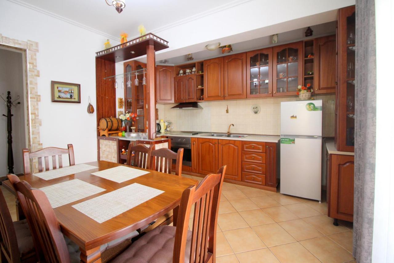Lengu Holidays Houses Sarandë Eksteriør billede