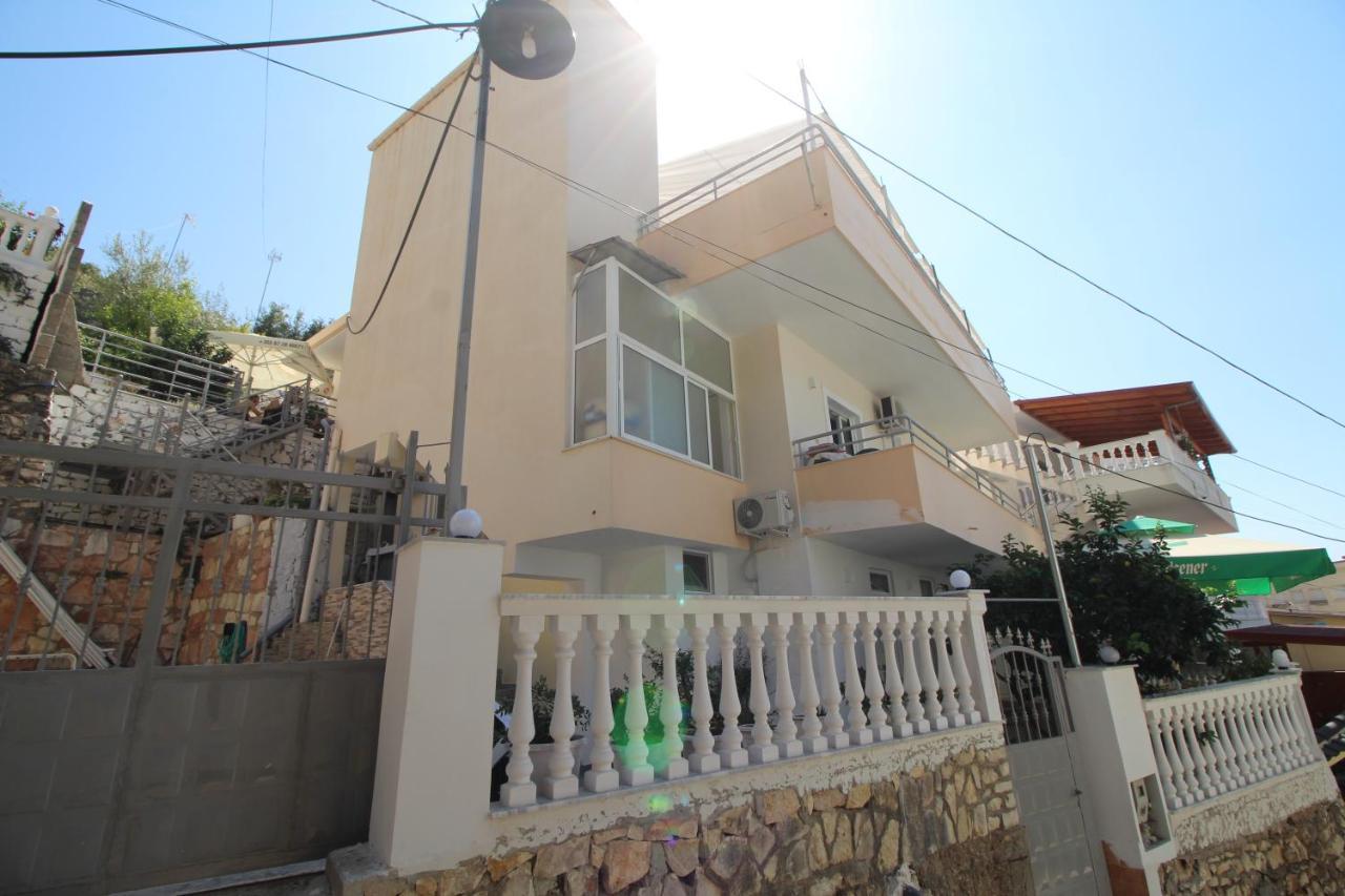 Lengu Holidays Houses Sarandë Eksteriør billede