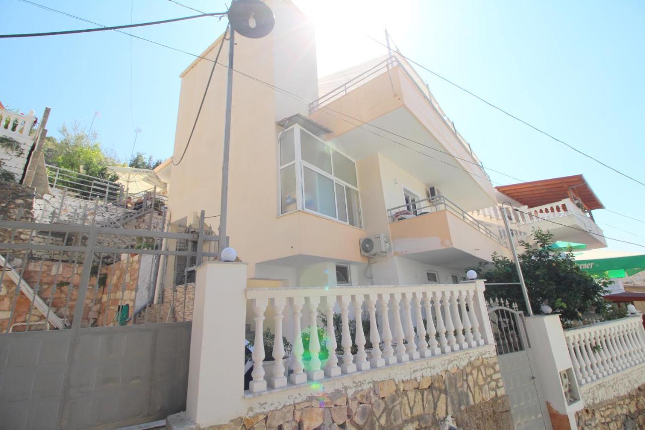 Lengu Holidays Houses Sarandë Eksteriør billede