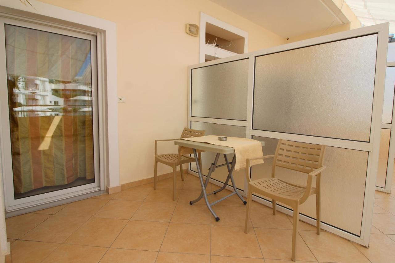 Lengu Holidays Houses Sarandë Eksteriør billede