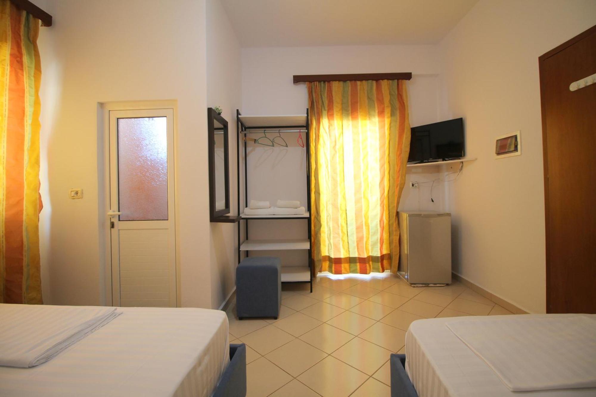 Lengu Holidays Houses Sarandë Eksteriør billede