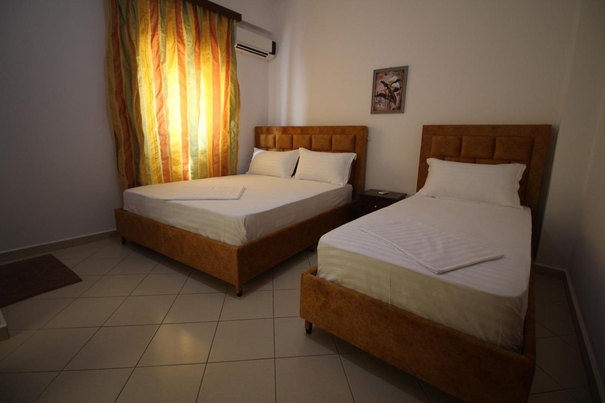 Lengu Holidays Houses Sarandë Eksteriør billede