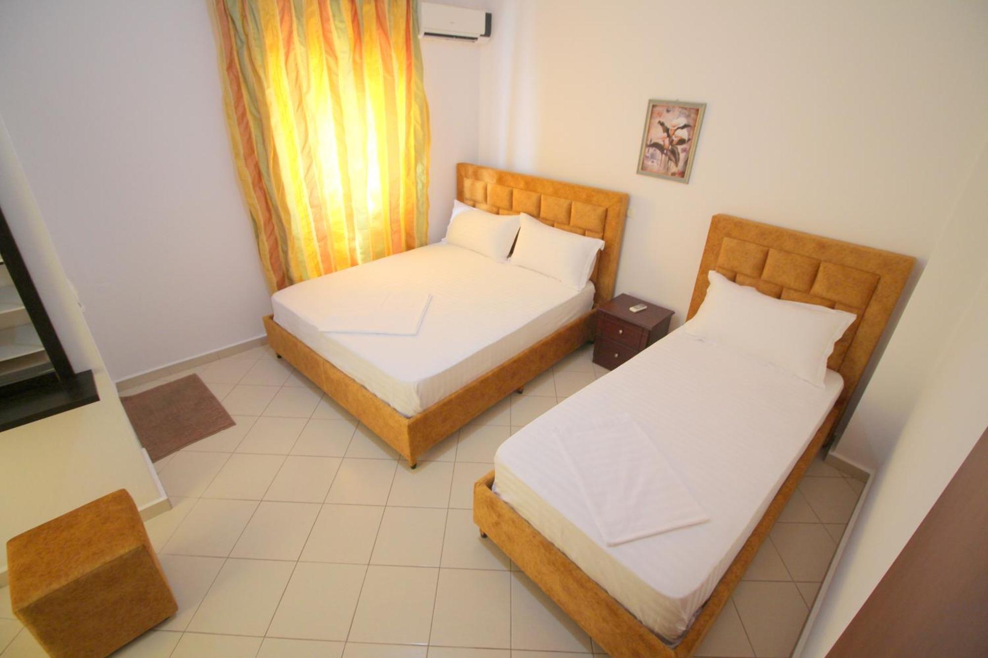 Lengu Holidays Houses Sarandë Eksteriør billede