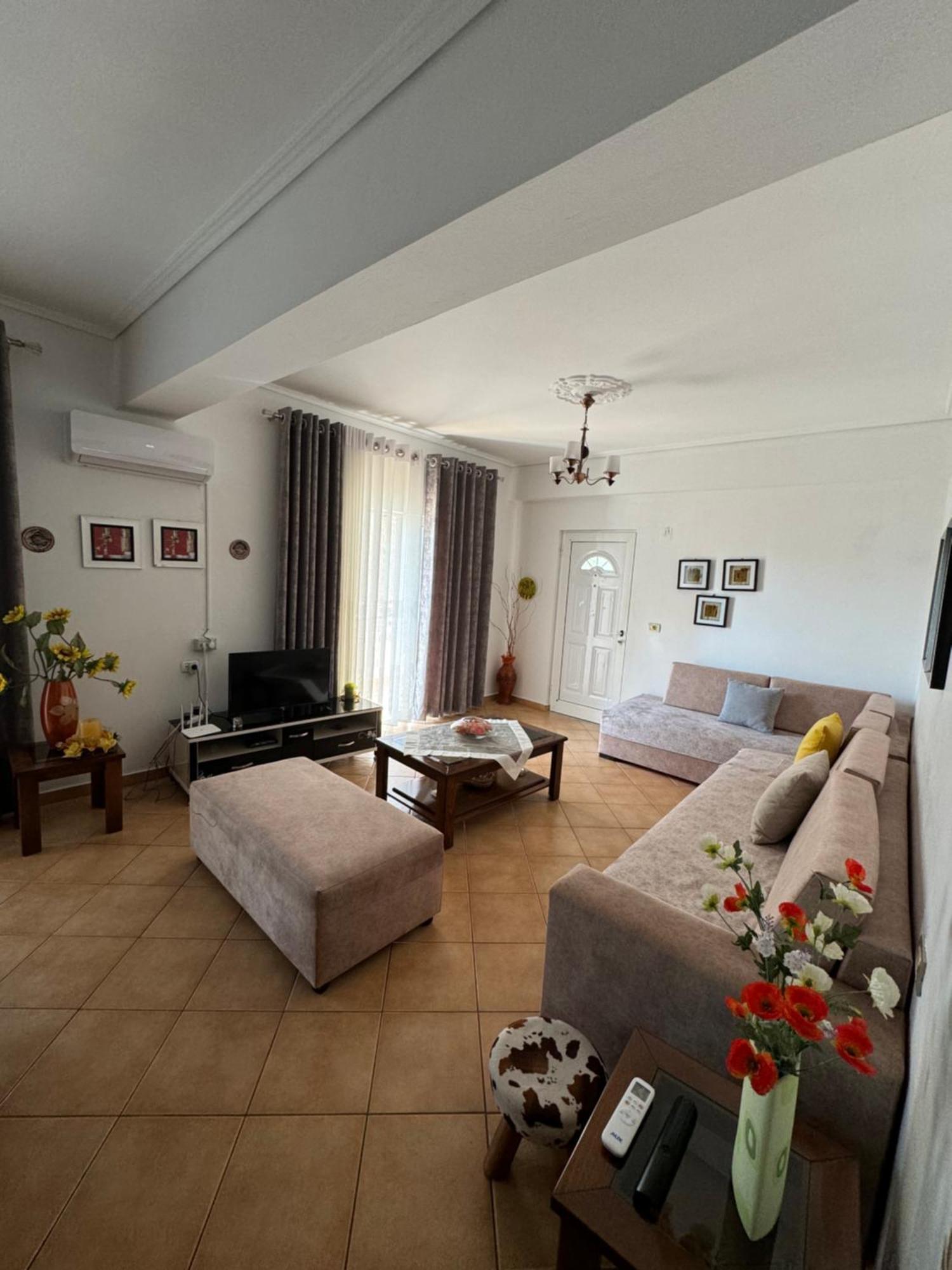 Lengu Holidays Houses Sarandë Eksteriør billede