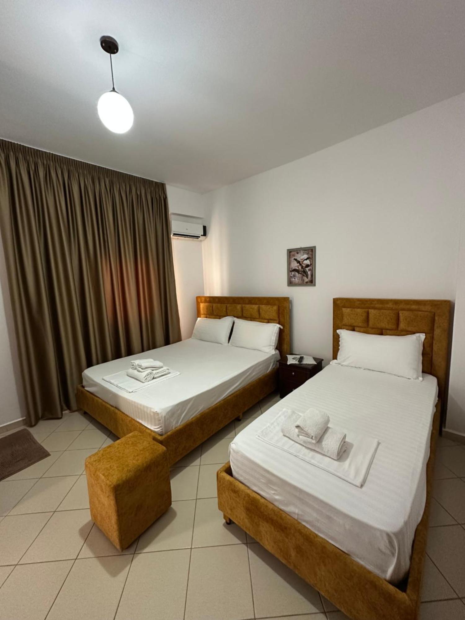 Lengu Holidays Houses Sarandë Eksteriør billede
