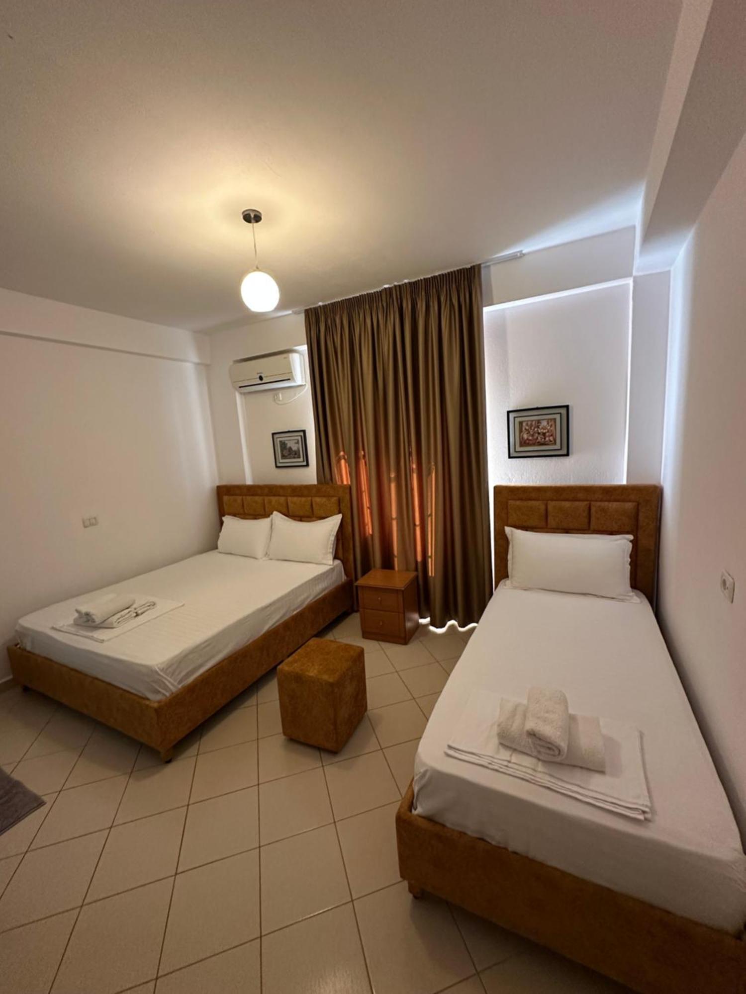 Lengu Holidays Houses Sarandë Eksteriør billede
