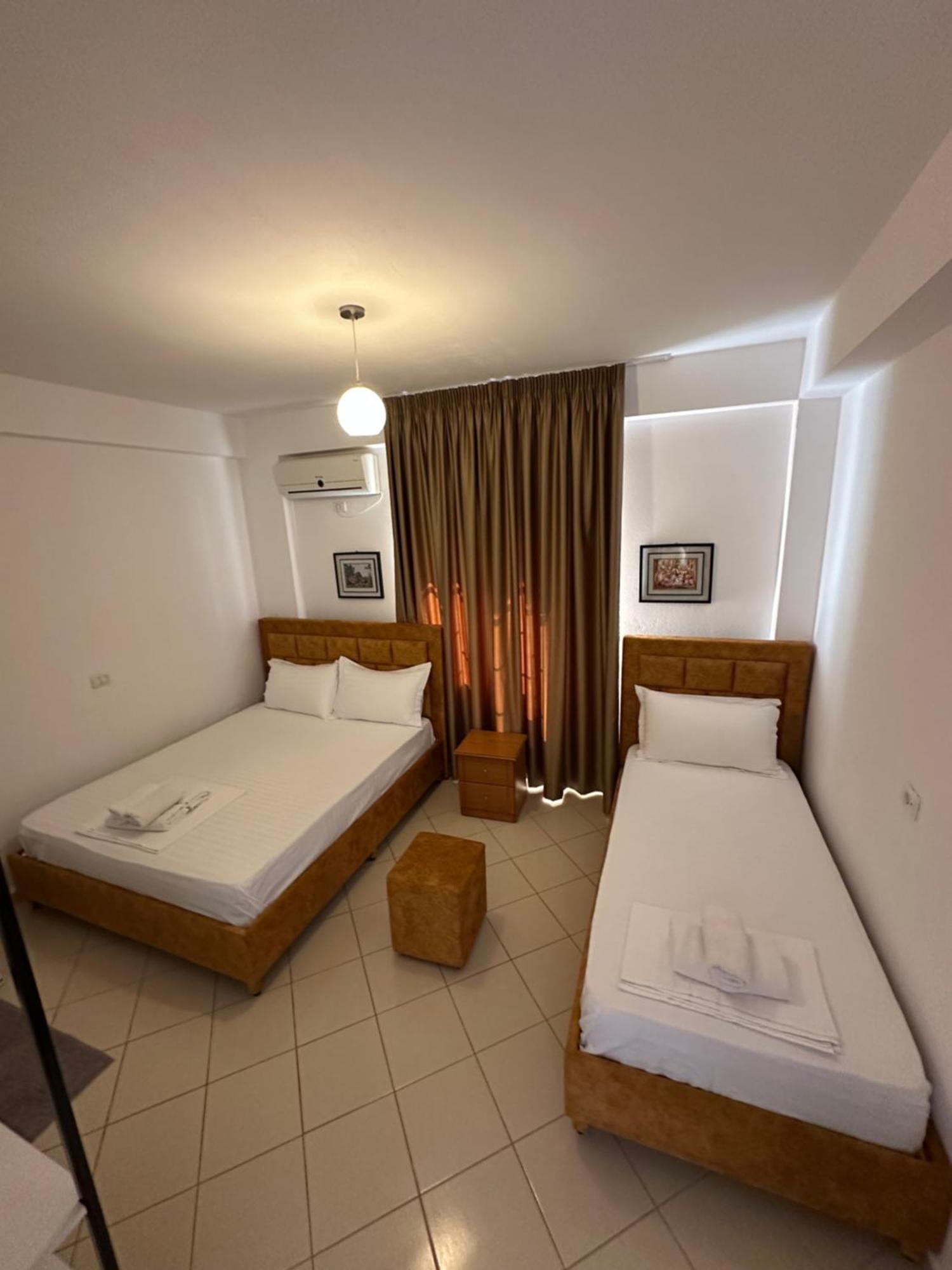 Lengu Holidays Houses Sarandë Eksteriør billede