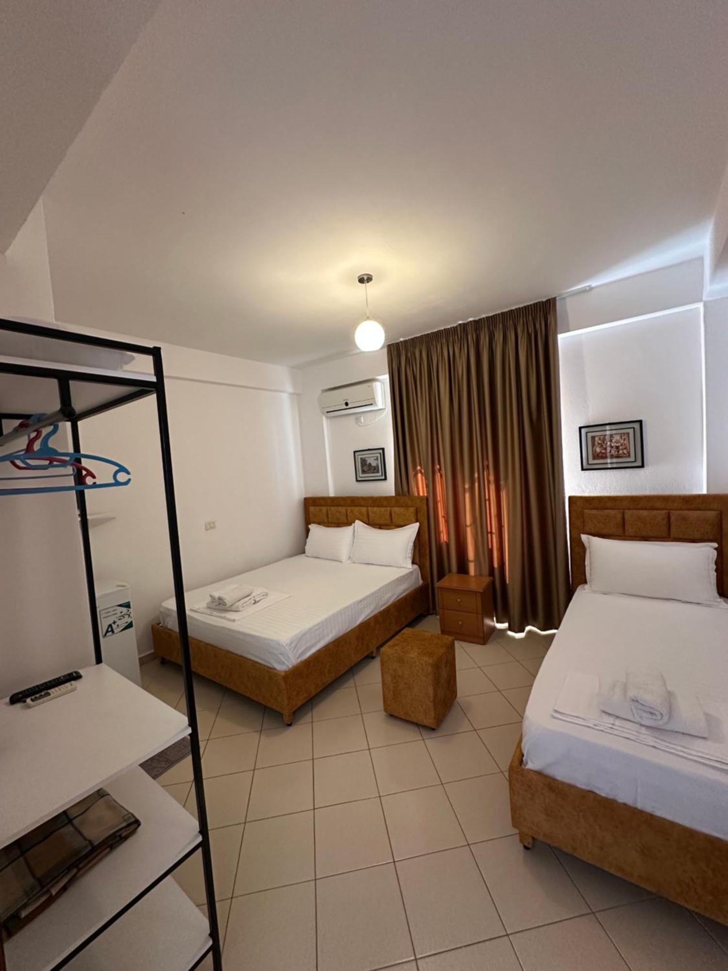 Lengu Holidays Houses Sarandë Eksteriør billede
