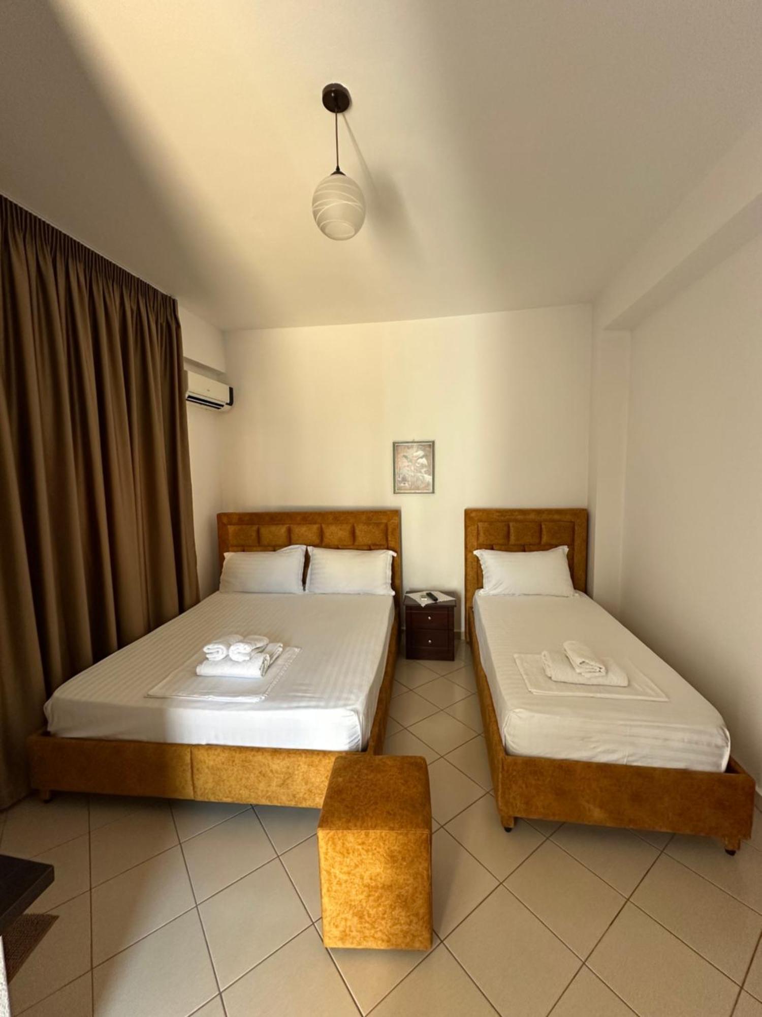 Lengu Holidays Houses Sarandë Eksteriør billede