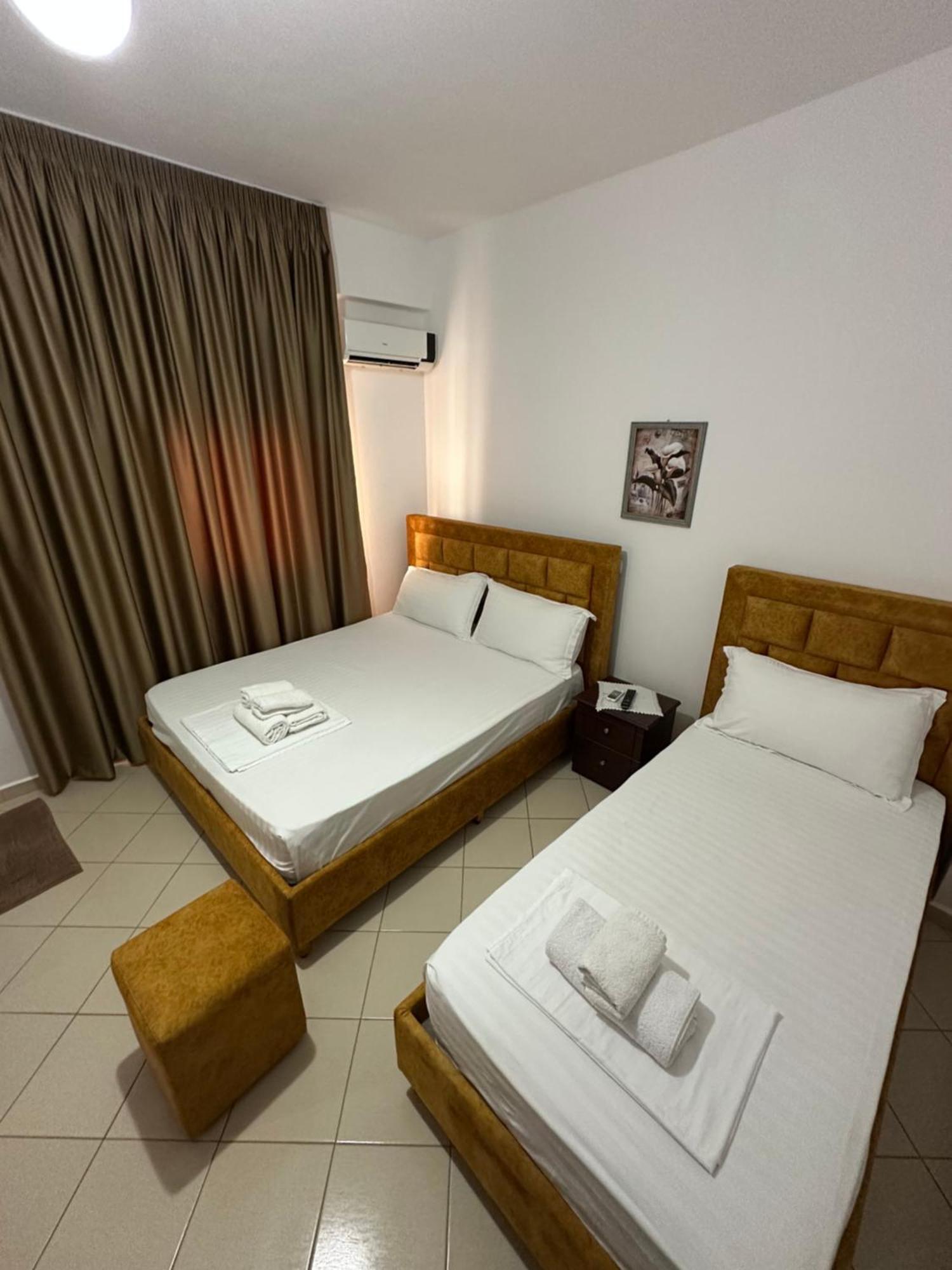 Lengu Holidays Houses Sarandë Eksteriør billede